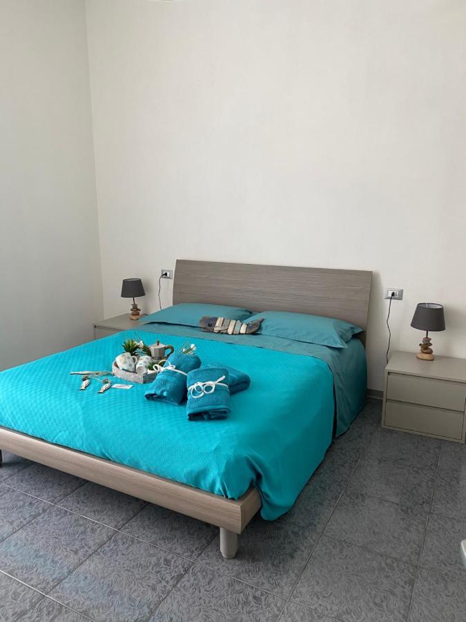 Appartamenti Tra Cielo E Mare 피옴비노 외부 사진